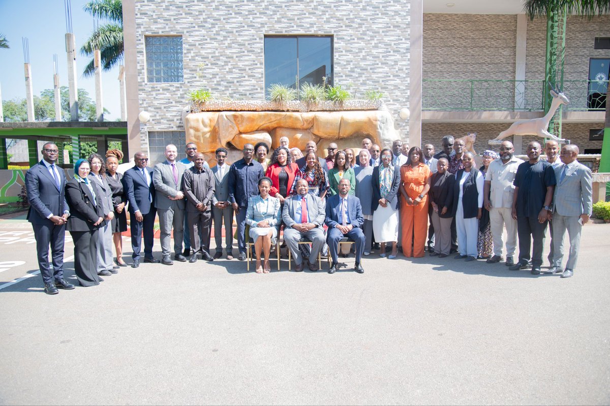 AUC_PAPS's tweet image. Matshapa, Eswatini 🇸🇿 (26–28 Mar 2026)  The AU PSC Committee of Experts workshop is underway to prepare for the #PSC Induction Programme starting 30 March. The workshop focuses on strengthening implementation, monitoring &amp;amp; evaluation of #PSC decisions while building capacity for