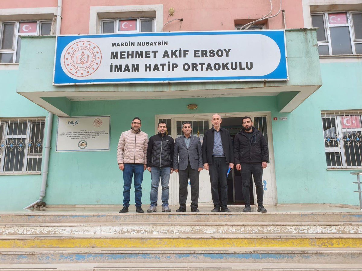 nusaybin_mem's tweet photo. Nusaybin İlçe Milli Eğitim Müdürlüğü koordinesinde (NUBAÇ) Nusaybinde Başarıyı Arttırma Çalışmaları kapsamında okuma yazma güçlüğü çeken öğrencilerimizin başarısını arttırmak için okul ziyaretlerimiz devam ediyor.
📍Dicle İlkokulu/Ortaokulu
📍Nisibis İlkokulu
📍Nusaybin Ortaokulu
📍Mehmet Akif Ersoy İHO

@tcmeb
@Yusuf__Tekin
@Mardin_Valiligi 
@mardinilmem
 @ali_eyyupkoca
@Nsy_Kaymakamlik 
@haciavlanmaz