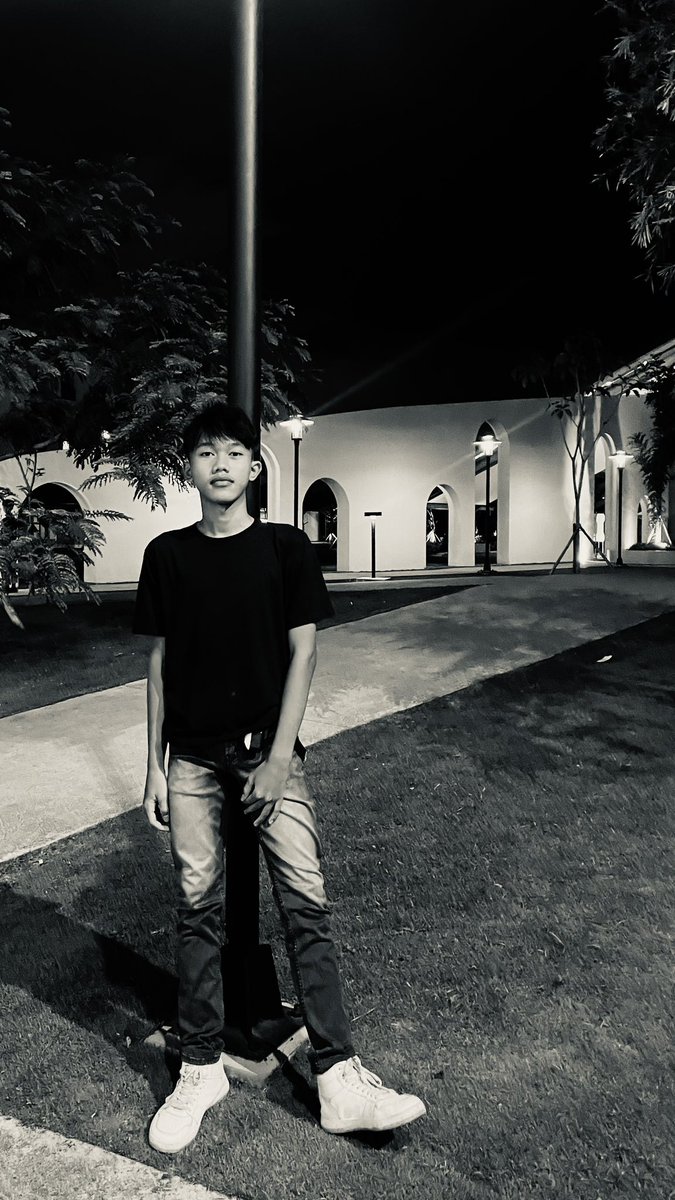 dpntrp59f's tweet photo. foto bareng km nya kpn ? https://t.co/rod4BqHI6e