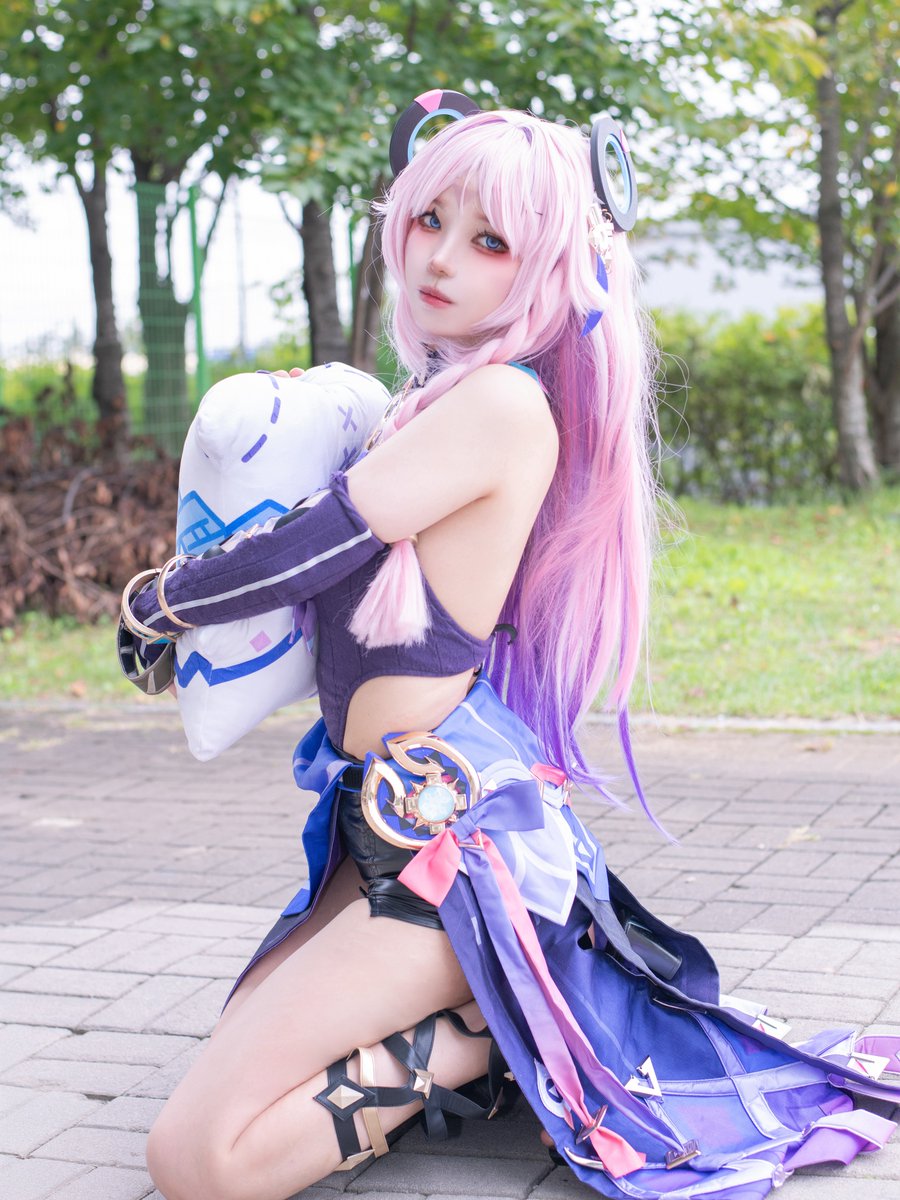 미우뮤 miumyu tweet media