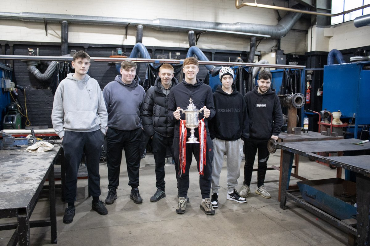tullostraining's tweet photo. We had a special visitor at Tullos Training 👀🏆

The Scottish Cup, won by @AberdeenFC in 2025, stopped by before heading back to Hampden Park!

Our apprentices loved getting up close with the silverware 👏

 #Apprenticeships #ScottishCup #Training https://t.co/JGtoKkuU7K