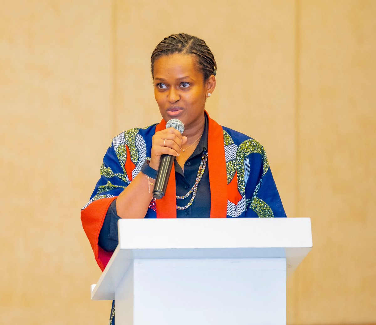 Umutoni wa Rugambage tweet media