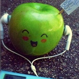 bretoast 🍏 tweet media