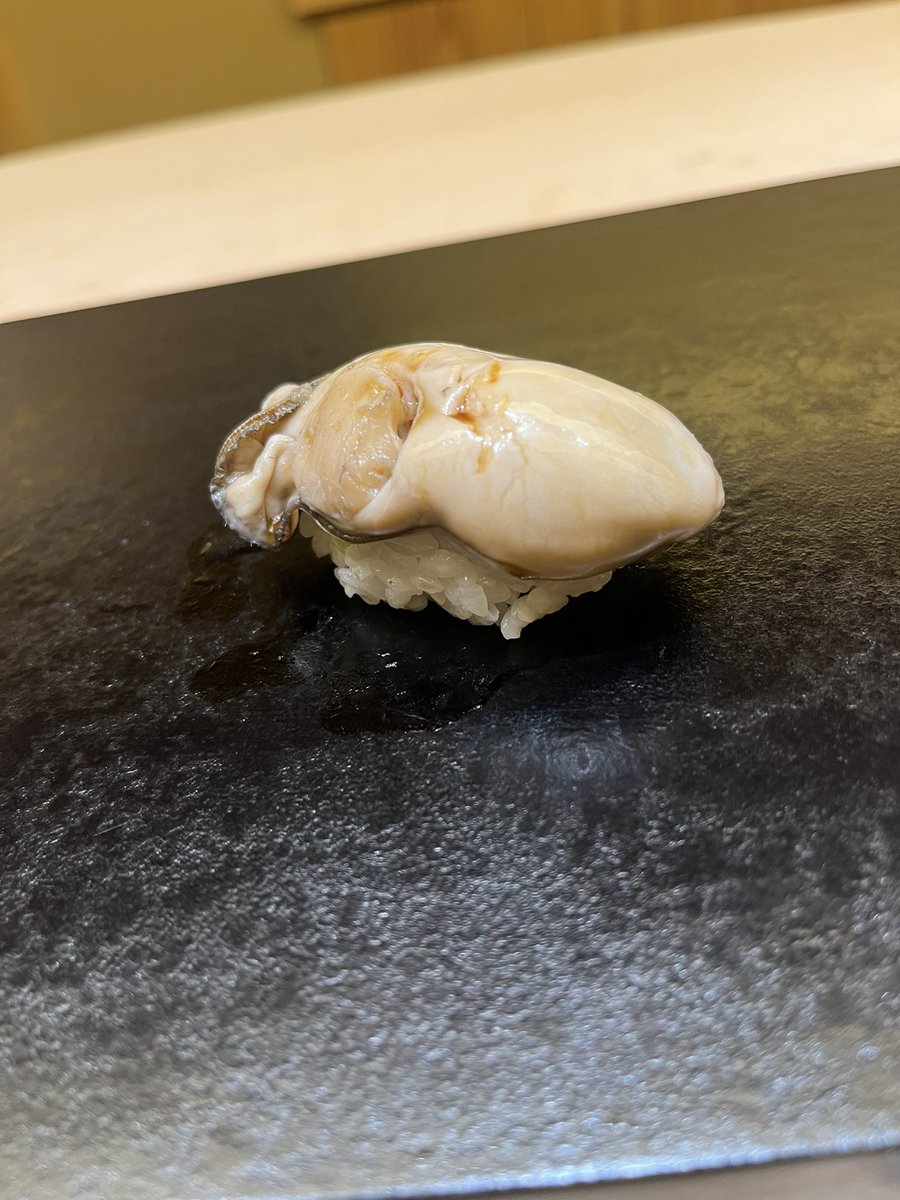 かっち tweet media