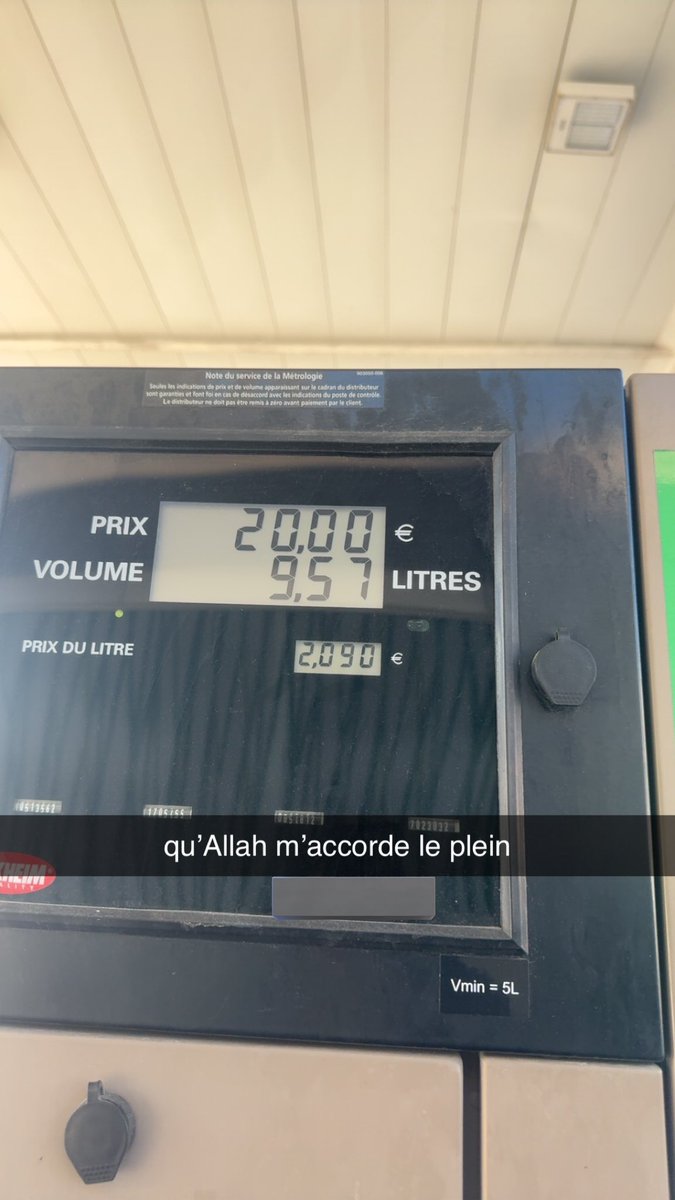 kim k 💋 tweet media