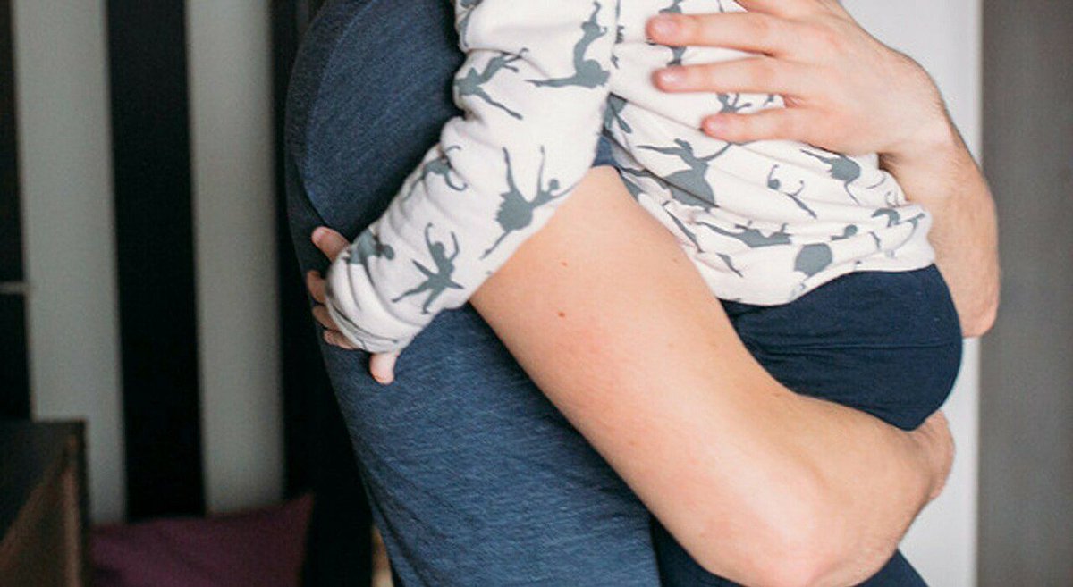 zazoomblog's tweet image. #Giada è morta a un anno dopo un intervento all’esofago che il suo corpo non ha retto. La bimba, nata con sindrome di Down e una malformazione, si è spenta pochi giorni dopo l’operazione, proprio nel giorno del suo primo compleanno.
ift.tt/7ZEg2oC