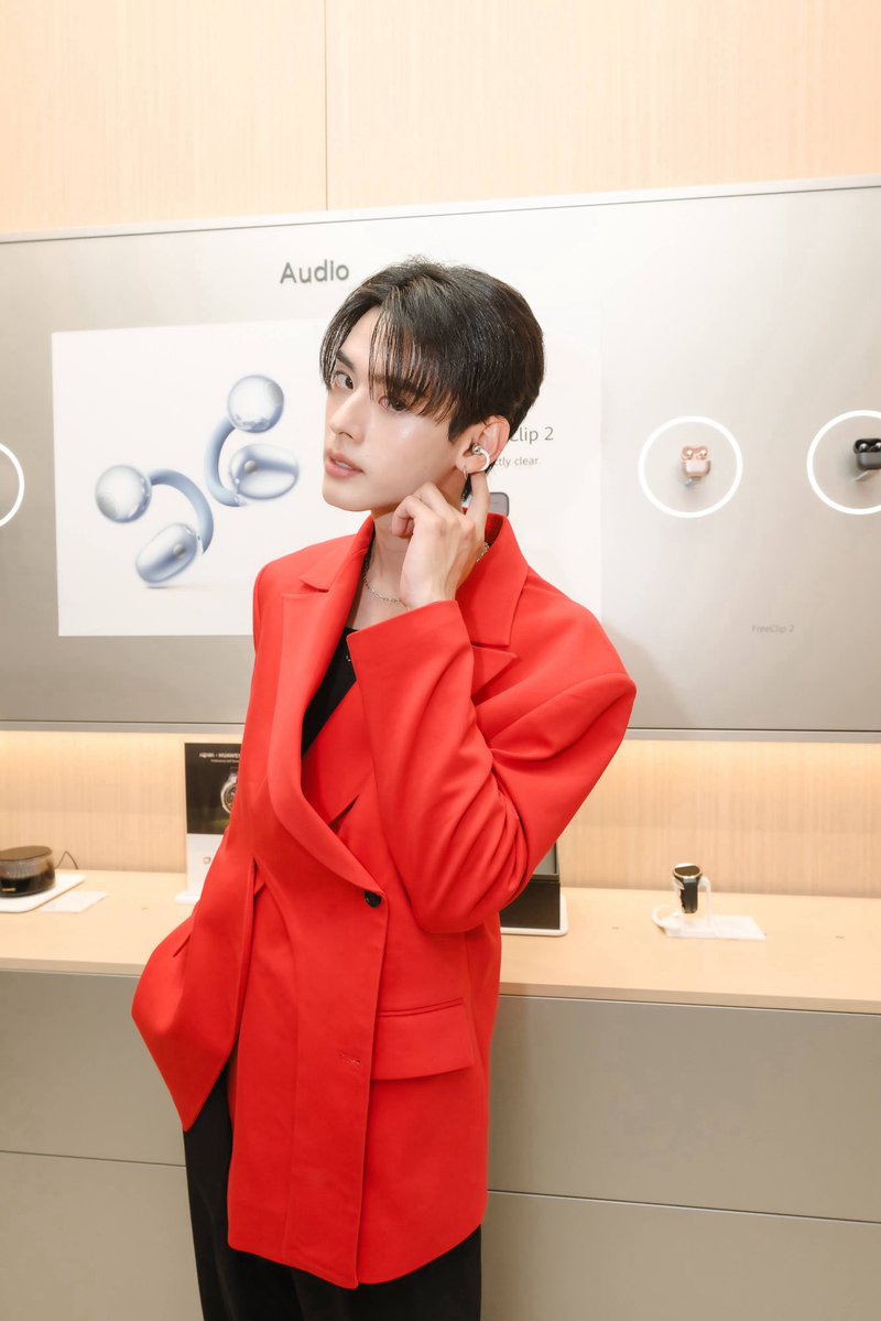 Huawei Mobile TH tweet media