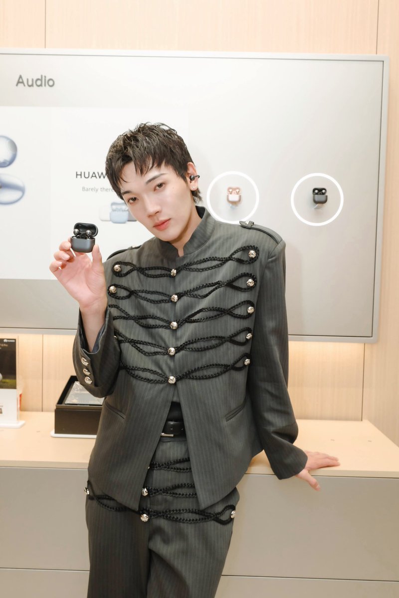 Huawei Mobile TH tweet media