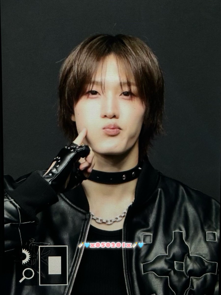 🍼🩵 tweet media