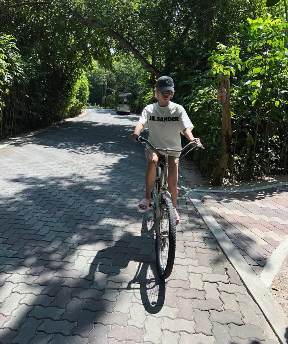 Maria Tischenko tweet media