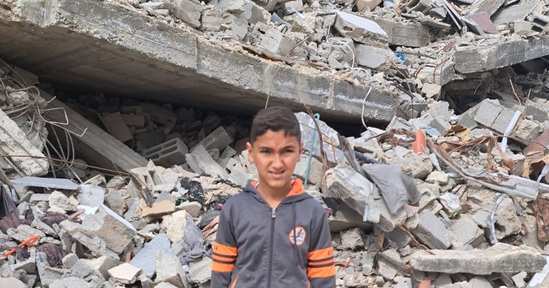 I'm completely exhausted... 💔

We're just trying to survive amidst this devastation, hoping only to find a safe place to live.

If you can't donate, your comment or share could help get this message to someone who can. 🤍

Please support us...
chuffed.org/project/magde