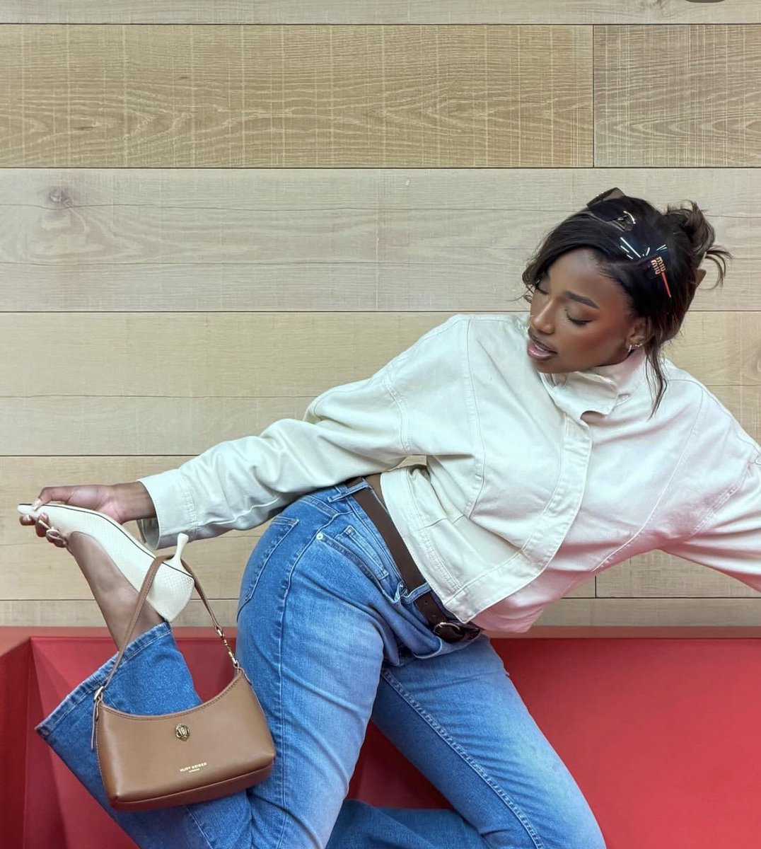 keepin up with Me Me💫 tweet media