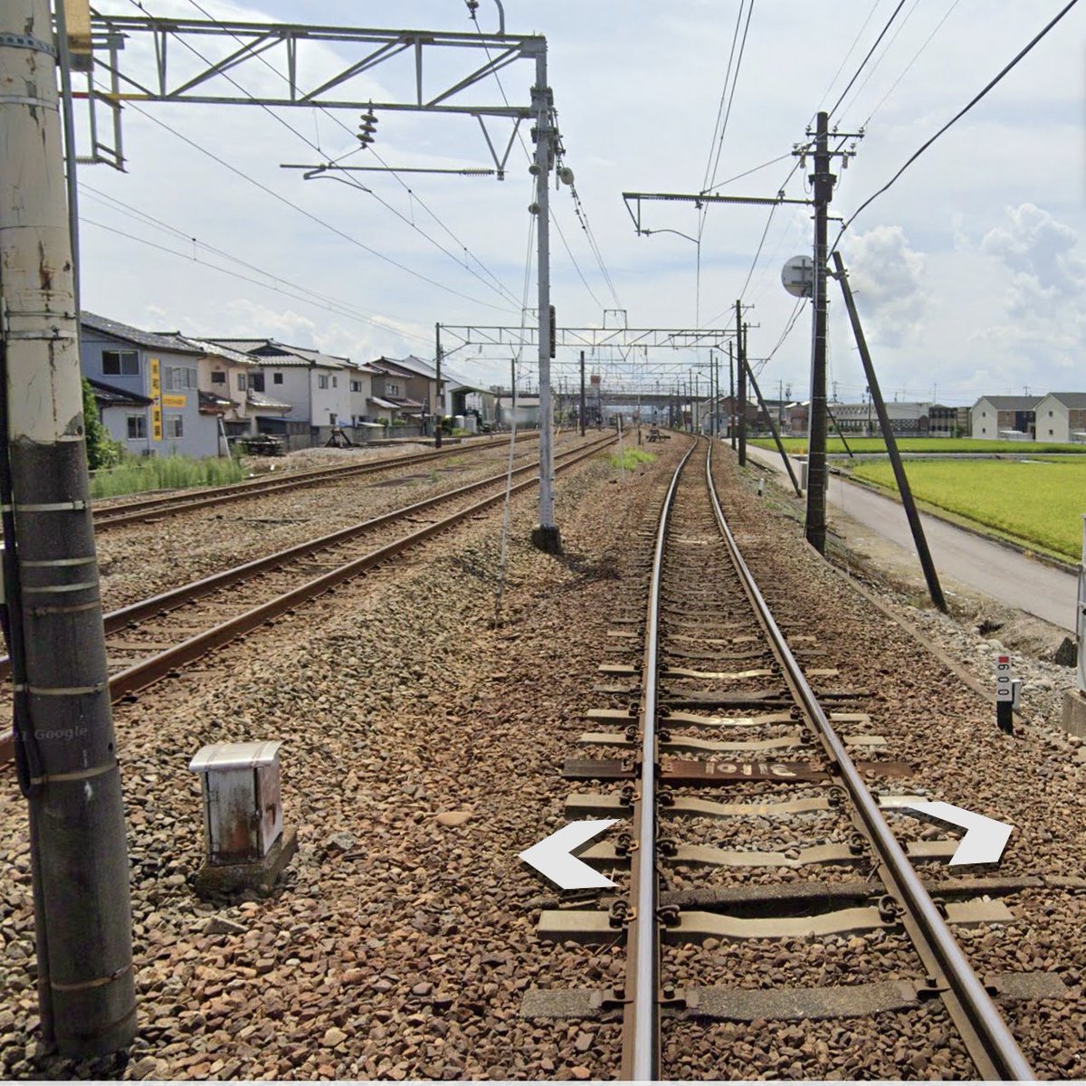 よこくさ tweet media