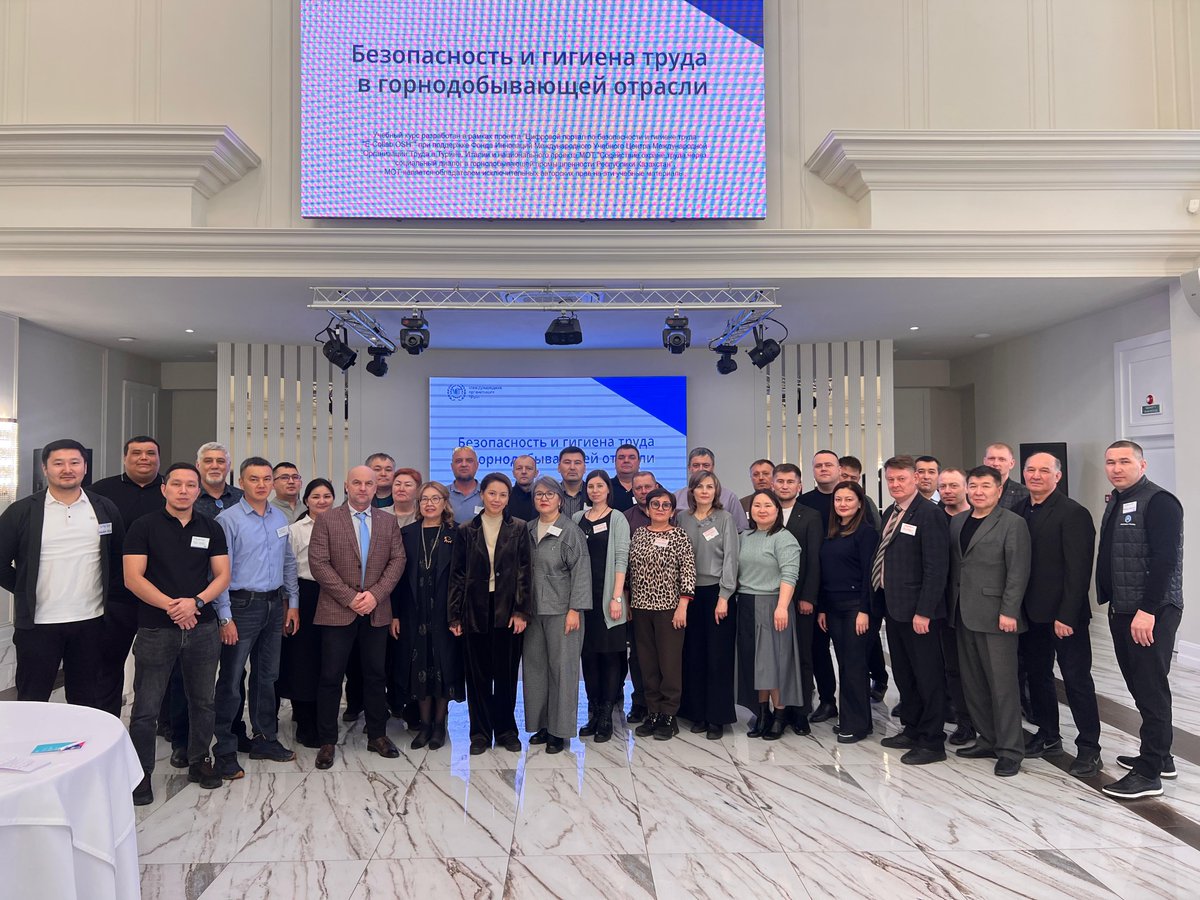 ILO_EECA's tweet photo. In Karaganda, #Kazakhstan, ILO and partners are piloting a regional #OSH training in mining ⛏️

44 representatives of workers, employers and labour inspectors are working together to improve safety and promote international labour standards. https://t.co/VPRW4H3mT5