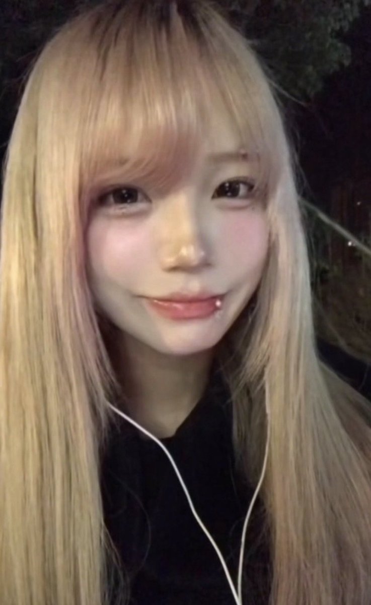 かれん tweet media