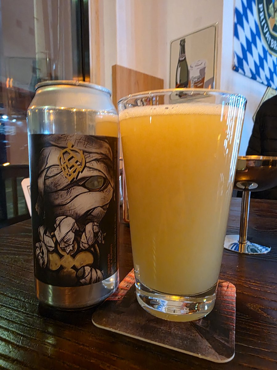 뚜벅쵸 tweet media