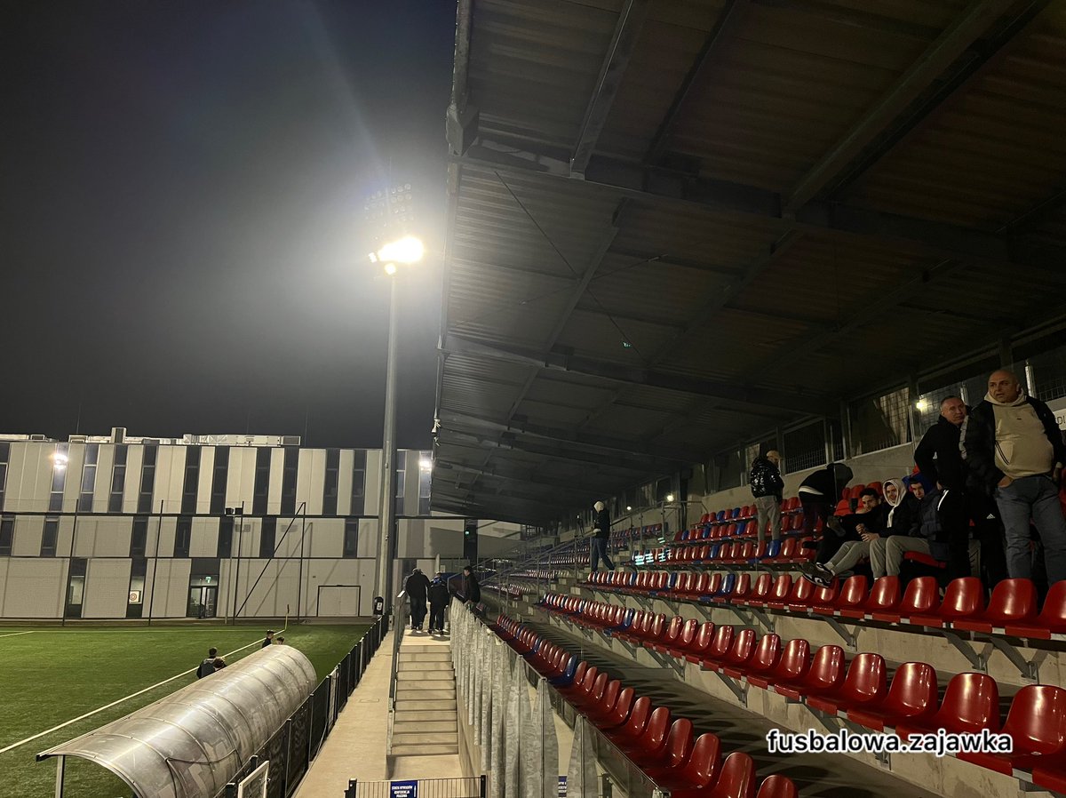 24.03.26 Klasa okręgowa gr: śląska II (Częstochowa-Lubliniec): Lot Konopiska - Warta Kamieńskie Młyny 2:2
W wtorek działo się sporo w Bytomiu. Sędziowie mieli szkolenie z technologii VAR. Warta prowadziła dwiema bramkami, lecz Lot ich doścignął
#groundhopping