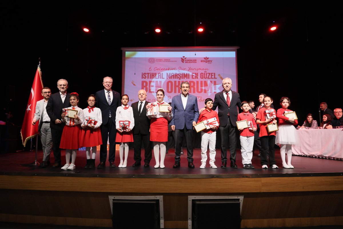 tevfikgoksu's tweet photo. Bugün “İstiklal Marşımı En Güzel Ben Okurum” yarışmasıyla Mehmet Akif Ersoy’un ruhunu ve İstiklal Marşı’nın mısralarındaki iman ve istiklal şuurunu Esenler’de yeniden yaşadık.

Yarışmamıza katılarak bizlere büyük bir gurur yaşatan tüm evlatlarımızı yürekten tebrik ediyorum. 🇹🇷 https://t.co/lFaRNxXN2b