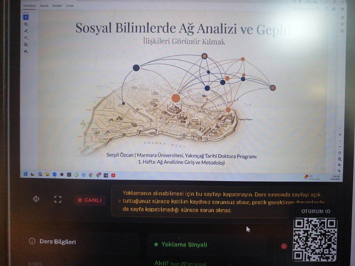 S_M_14_03's tweet photo. @NSA_PSR Bu şekilde kaldı, ders devam ediyor mu acaba? Hocanın sesi bir anda gitti. https://t.co/g4DHFpIqxK