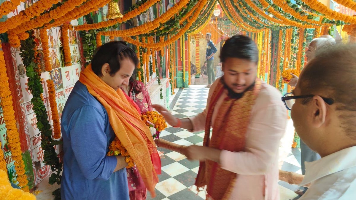 bhash's tweet photo. जय श्री राम 🙏🏼

Wishing everyone on Ram Navami 🙏🏼

Pics from Ayodhya, Diwali 2023! https://t.co/yLog41NkCK