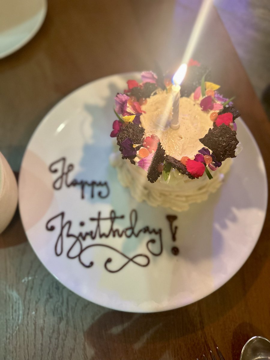 TheNightcap_Pod's tweet photo. The Nightcap Catch Up Episode 135 🥃 🎙️

Paul’s Holland trip 🇳🇱 
Generation’s attitude to food 🍱 
Esme’s samosa update 🇮🇳 
Insane Devonshire stats 🥩 
Trillium cake 🧁 
Chewing the industry fat 🔥 

https://t.co/5DphqcpKmo https://t.co/jEJEmBrUYB