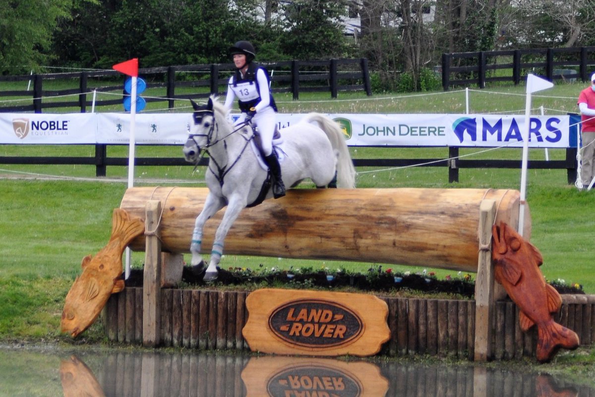 Sidelines Magazine tweet media