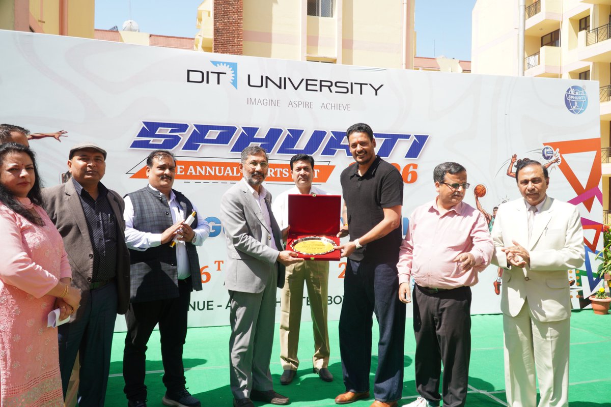 DIT University tweet media