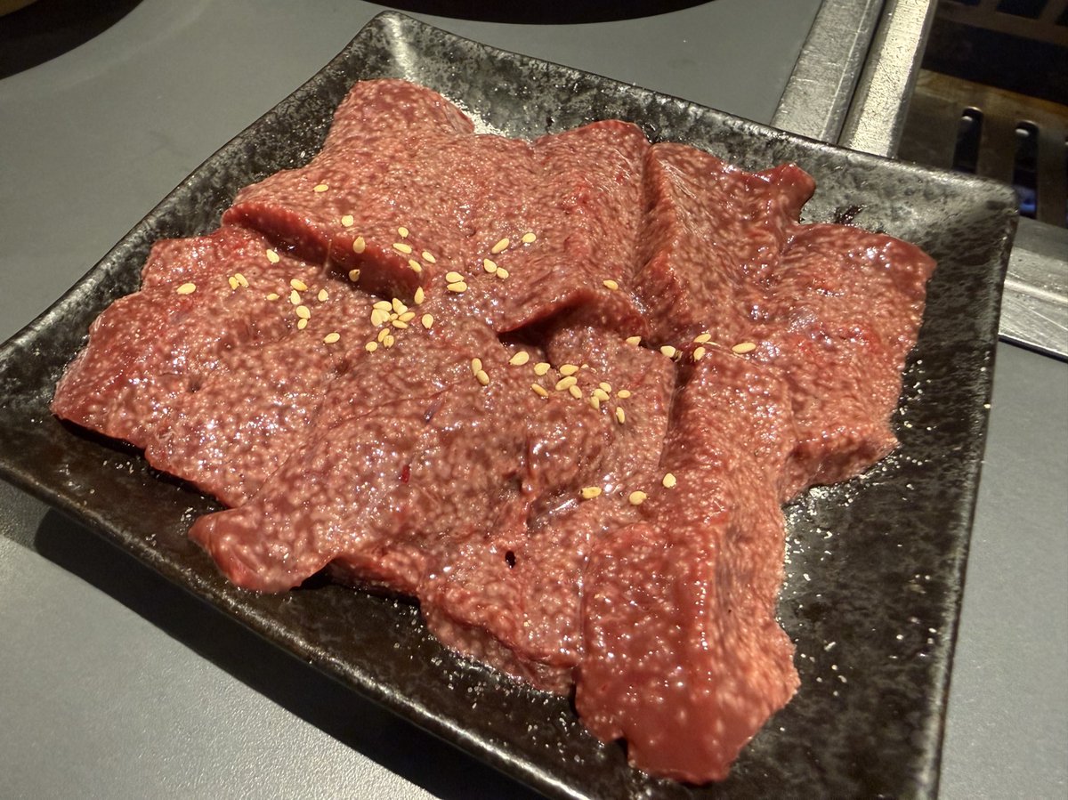 joe13mejina_ue's tweet image. 👯バニーの居ない店で
🥩🔥焼いてます🤤✨

んま🤤🤤🤤🤙✨

#正夢
#焼肉
#なか
