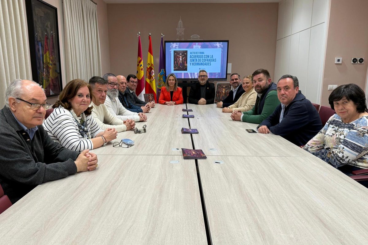 ✝️ 🤝🏻 El Ayuntamiento renueva su compromiso con la Semana Santa con la firma del convenio con todas las Cofradías y Hermandades.

🔗 guadalajara.es/es/noticia/el-…