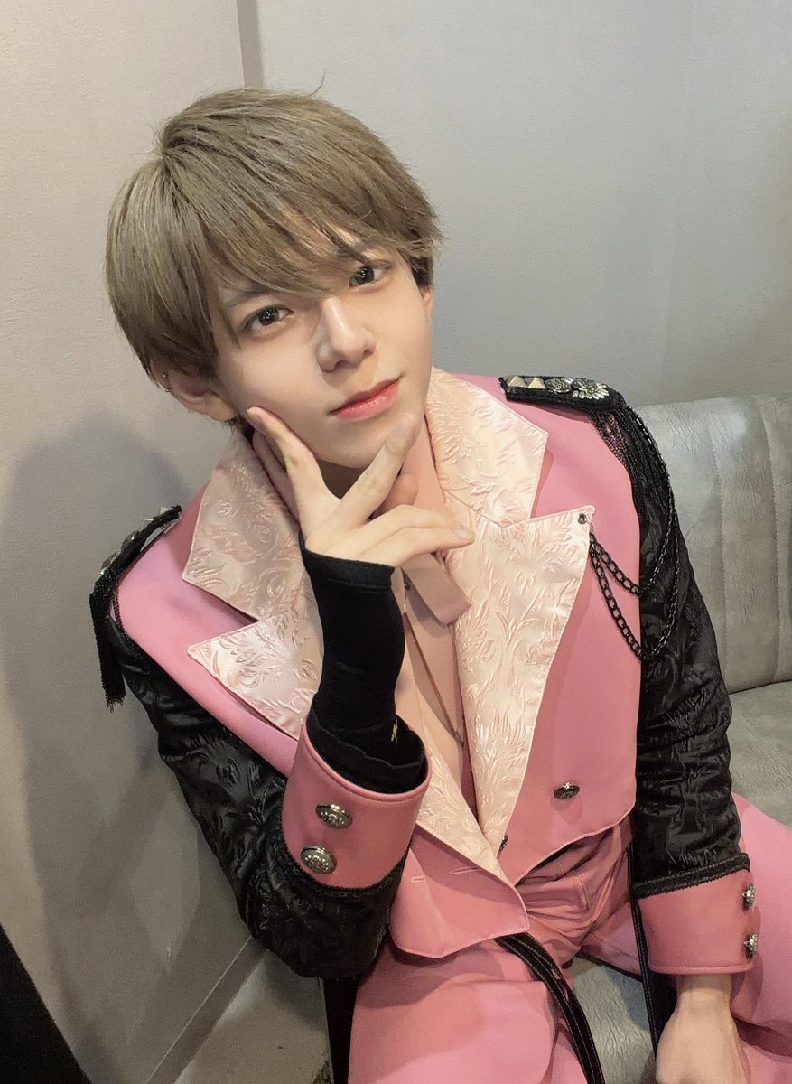 太郎 / FEEQUE tweet media