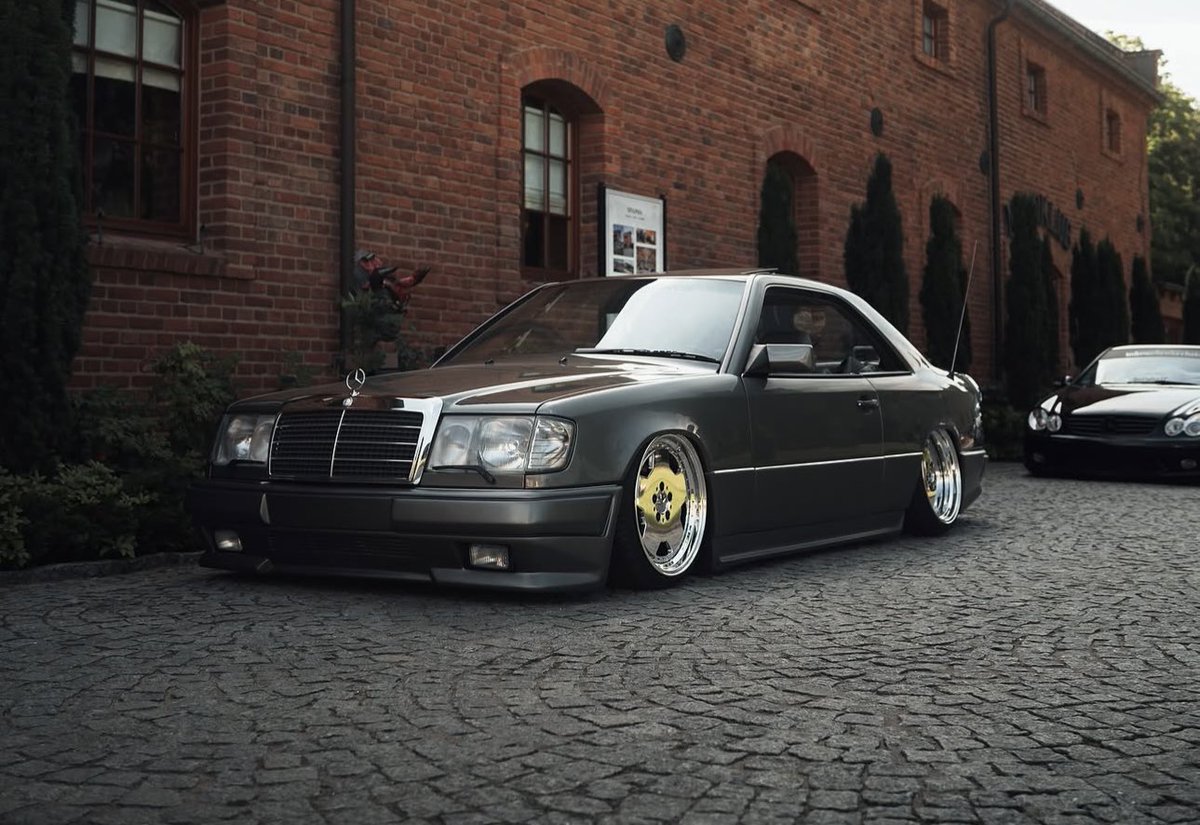 Euro Style tweet media