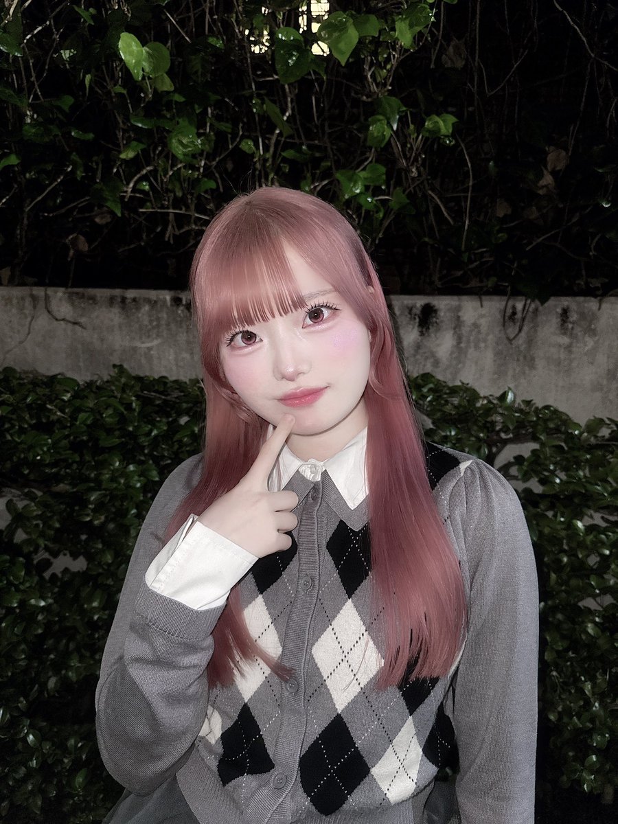 会沢 莉々 tweet media