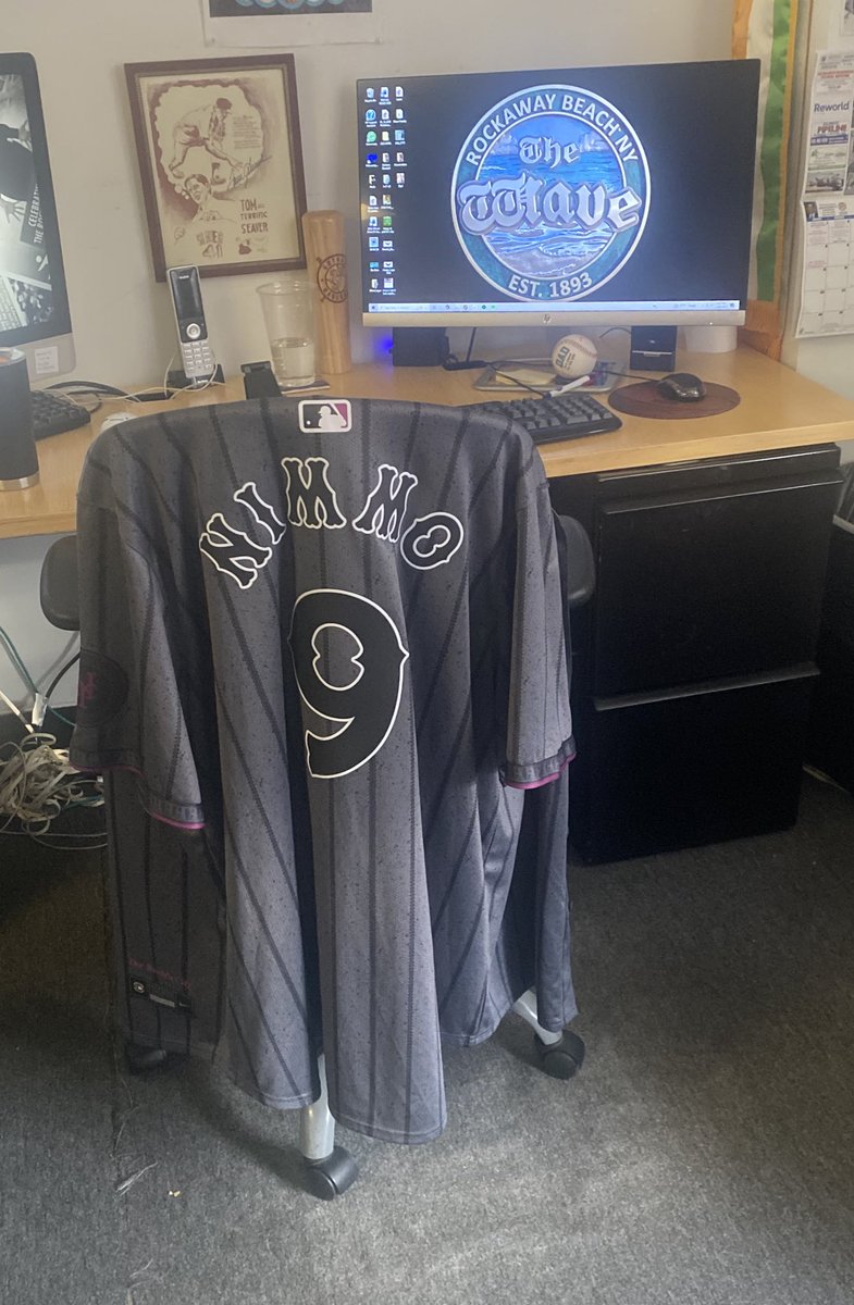 MarkCHealey's tweet image. Happy #OpeningDay #LGM

It’s #deadlineday for us, so won’t be there, but we’ll be watching!