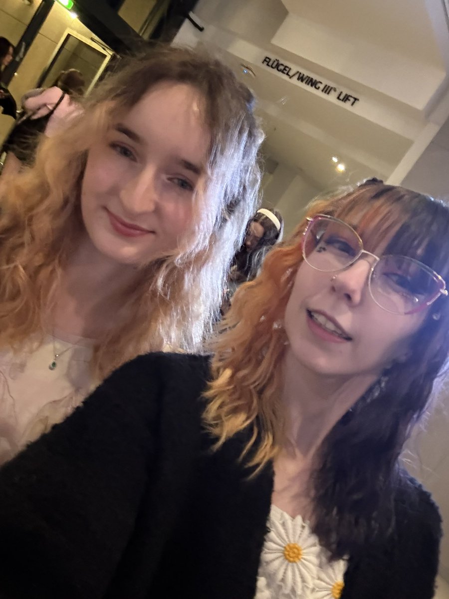 leafie 🌱 MET FK AGAIN!! tweet media