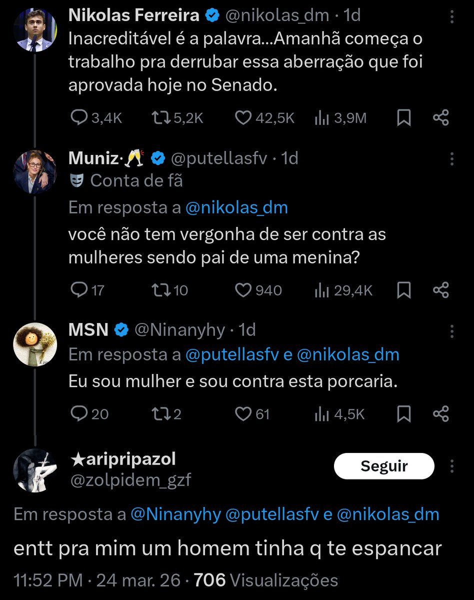 Não é o Léo Lins tweet media