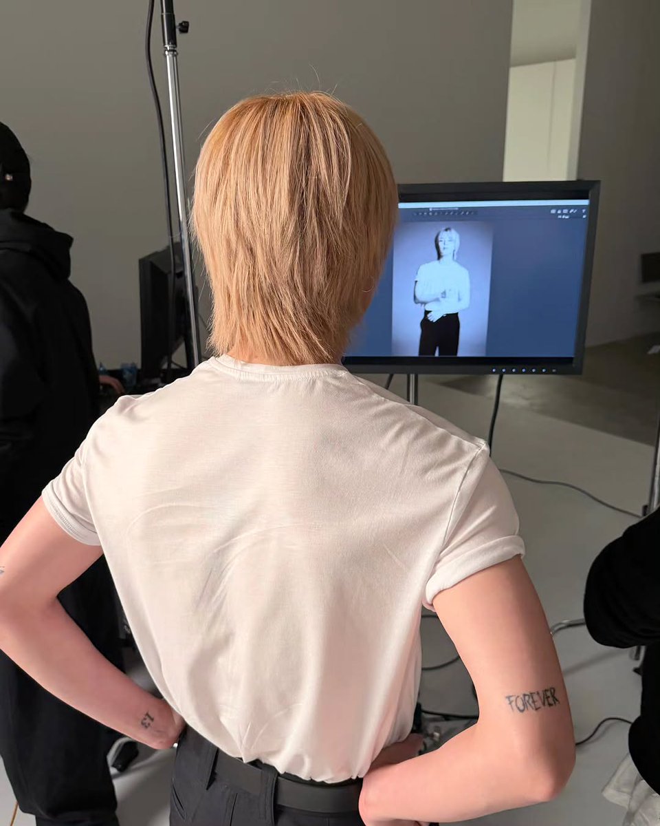 올포지민 tweet media