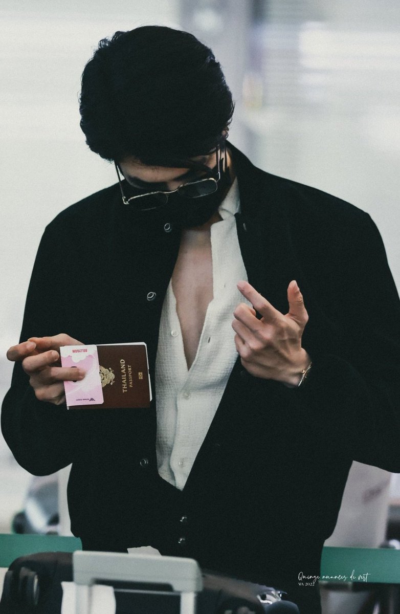 WE'RE SO FREAKING BACK