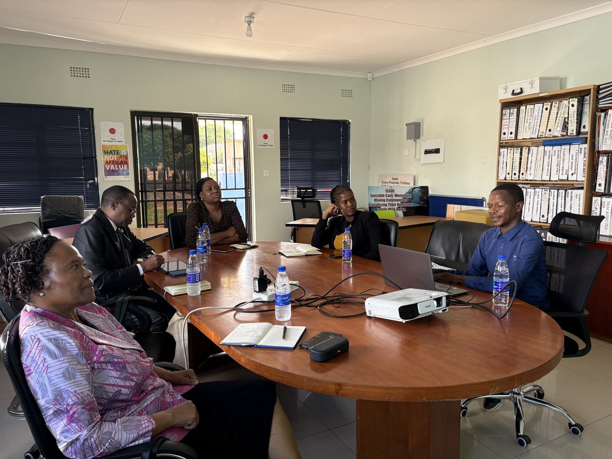 WHOBotswana's tweet photo. Pandemic Fund delivery partner BONELA hosted WHO to strengthen #OneHealth collaboration. Led by Ms Kelemi and Dr. Ndenzako, the discussion centered on BONELA’s role in advancing OH surveillance &amp; community‑led preparedness for a more resilient and rights‑based emergency response. https://t.co/CIvB9asUeE