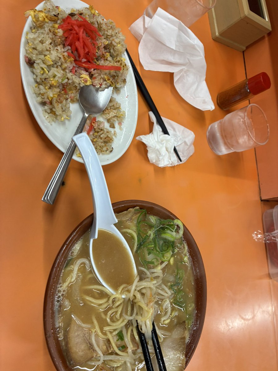 1030boxing's tweet photo. #腹パンパンにならん飯は一食無駄にしとるのと同じやから

試合終わっていま7キロ増えてます、、 https://t.co/gudGPfMiQh