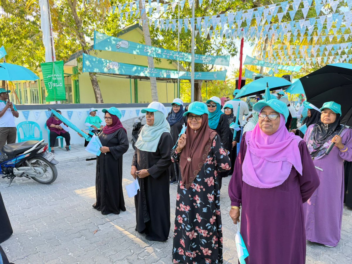 pnc_secretariat's tweet photo. ކުރިއަށް އޮތް ލޯކަލް ކައުންސިލް އިންތިޚާބް 2026 އަށް އައްޑޫ  ހުޅުދޫ ދާއިރާގެ ކެމްޕެއިން ހަރަކާތުގެ ތެރެއިން.
#VoteDhoonyah
#Aanekey
#VotePNC 
#DhiveheengeRaajje 
#LCE2026
#CongressPartyMV https://t.co/GN8Swe7qGx