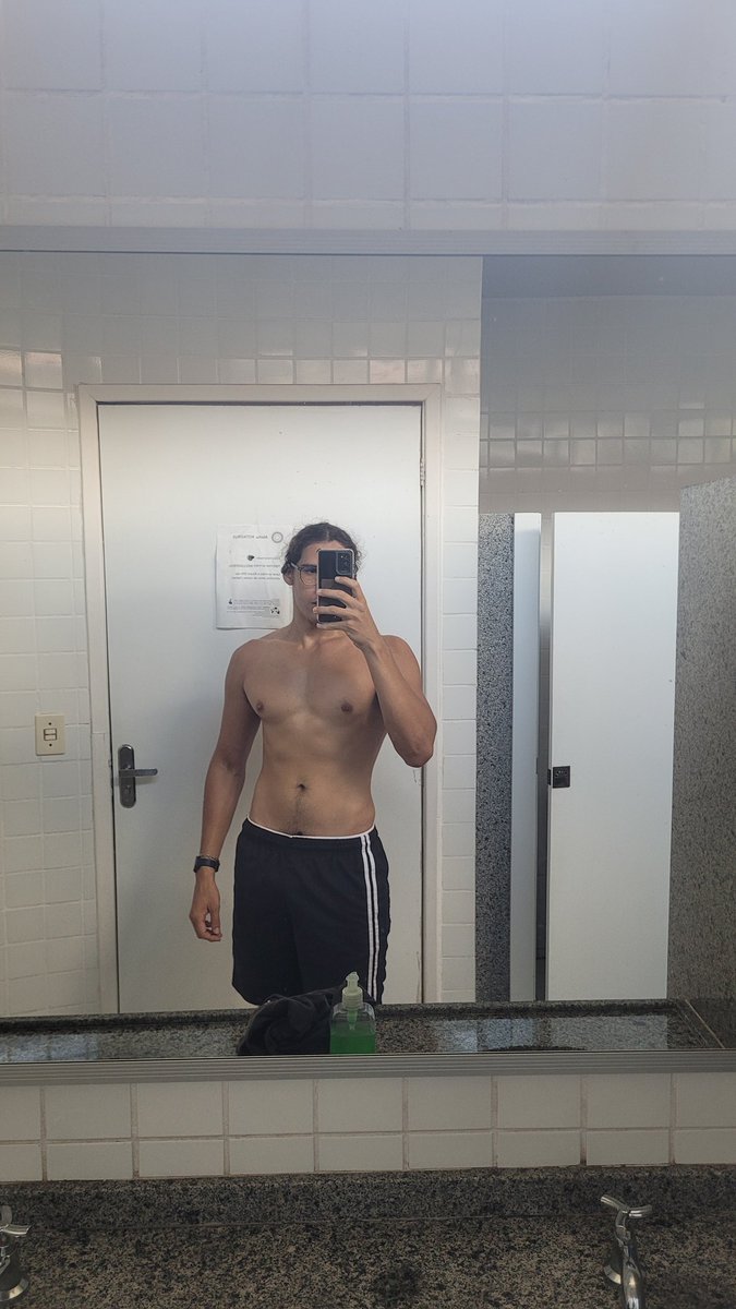 Deus gatinho demoníaco ✨️ tweet media