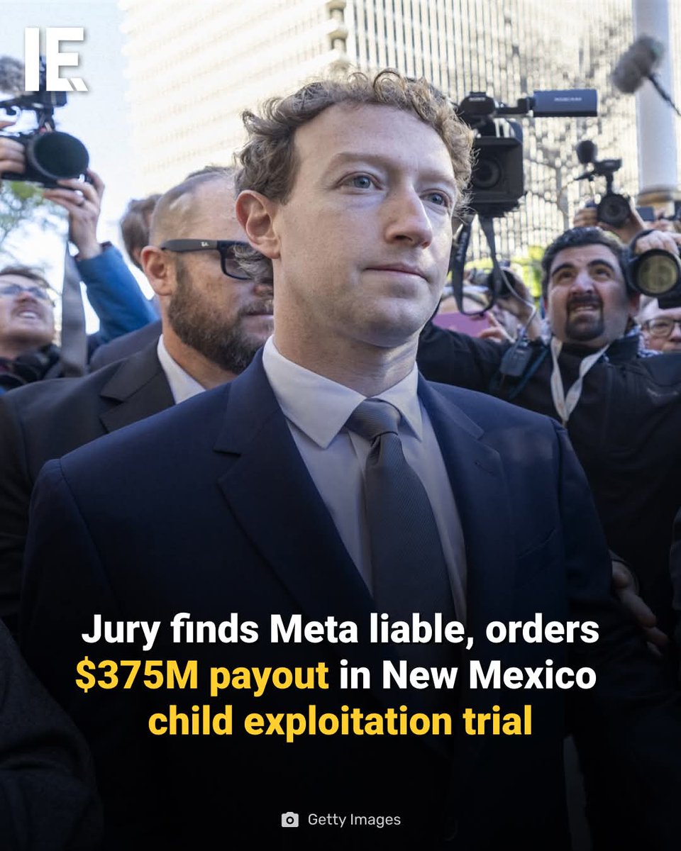 Kelly Rae🍁 tweet media