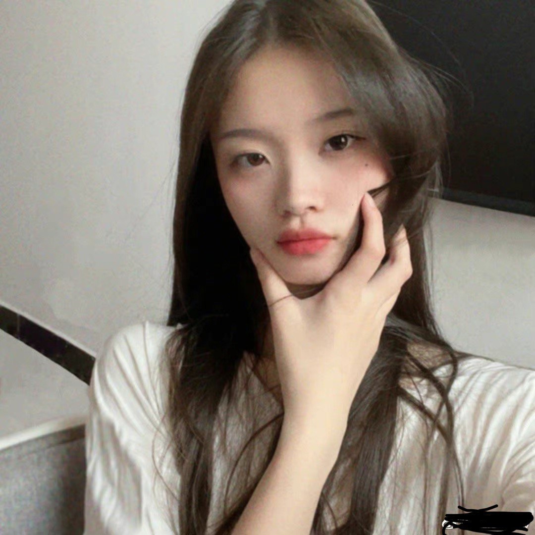 galihstuart's tweet photo. 👚蹲个cos老师 https://t.co/3O6HFQXfjF