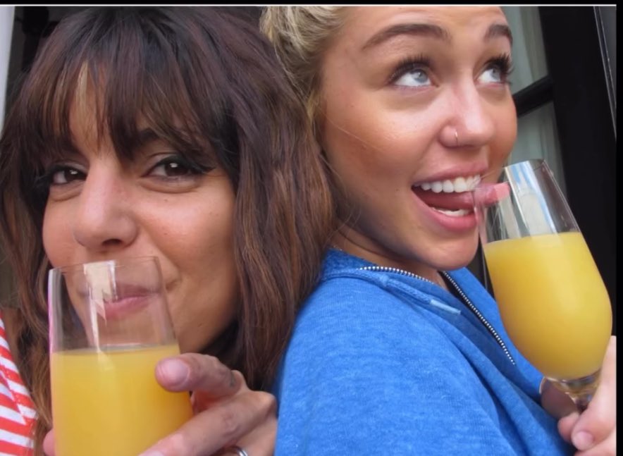 Miley Updates tweet media