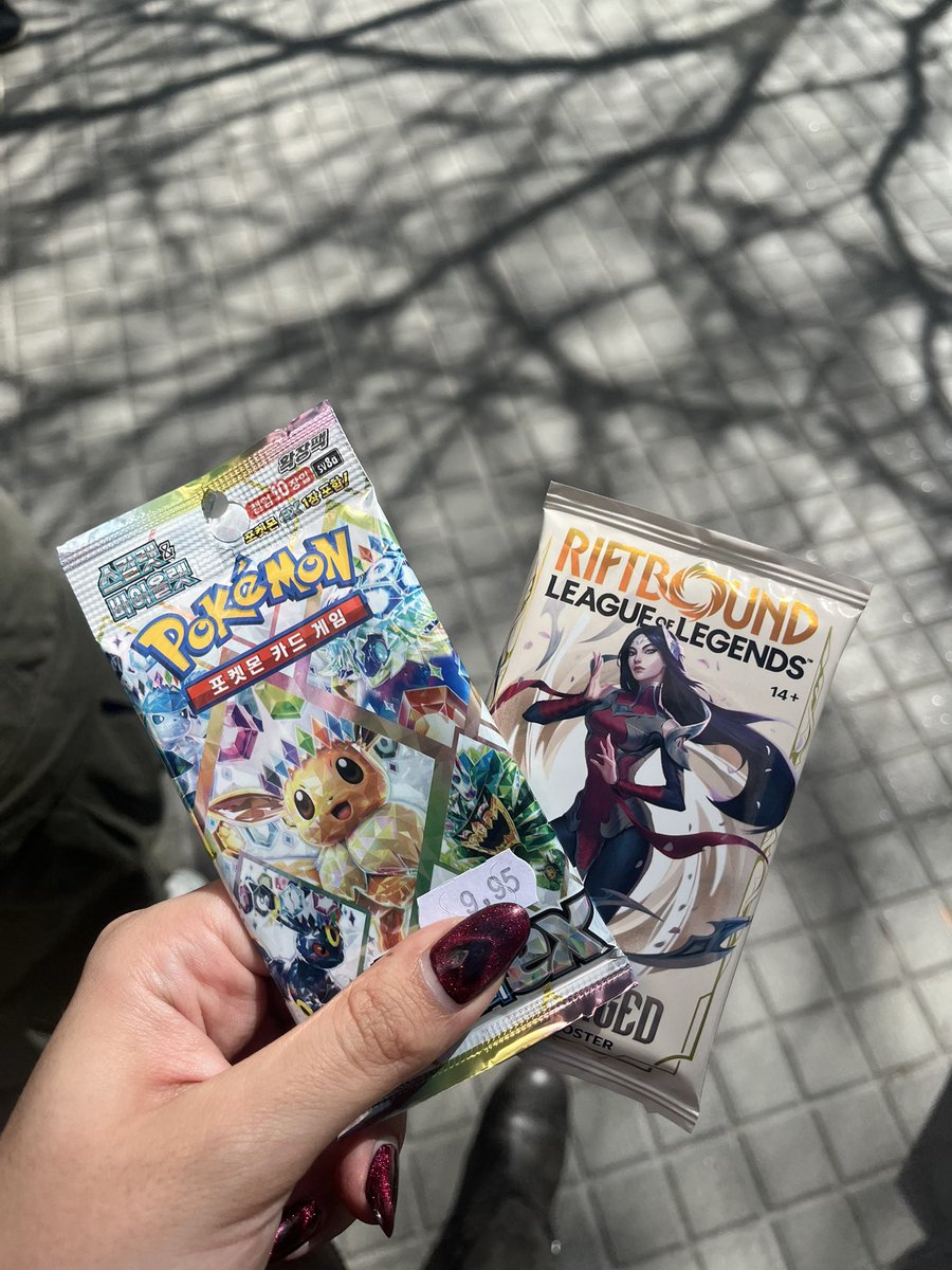 abril🦇𖦹₊ tweet media