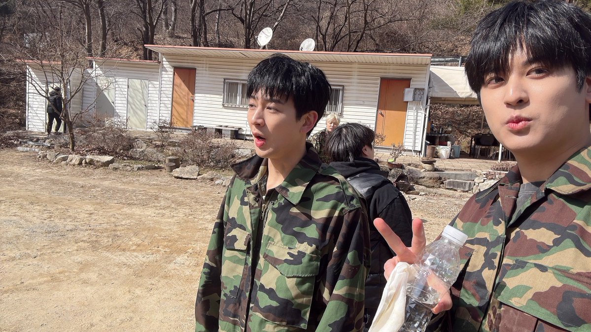 𝚁𝚑𝚎 ¹³¹ 🆔 tweet media