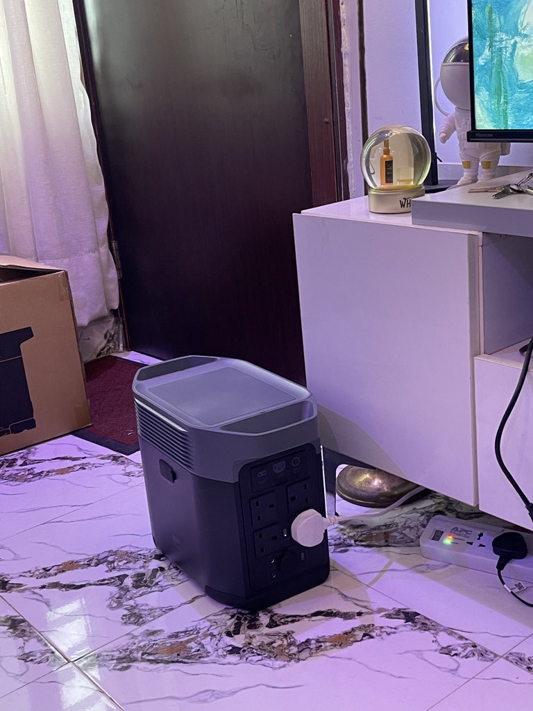 Val Gadgets tweet media