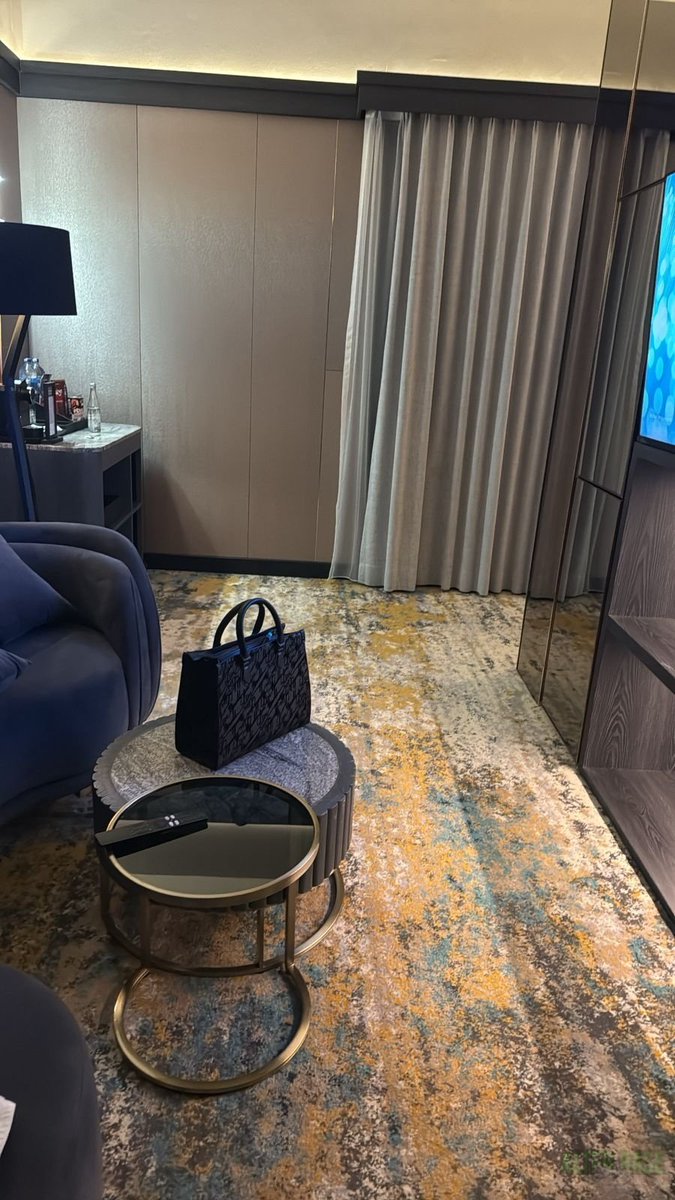 SI PALING ALTER tweet media