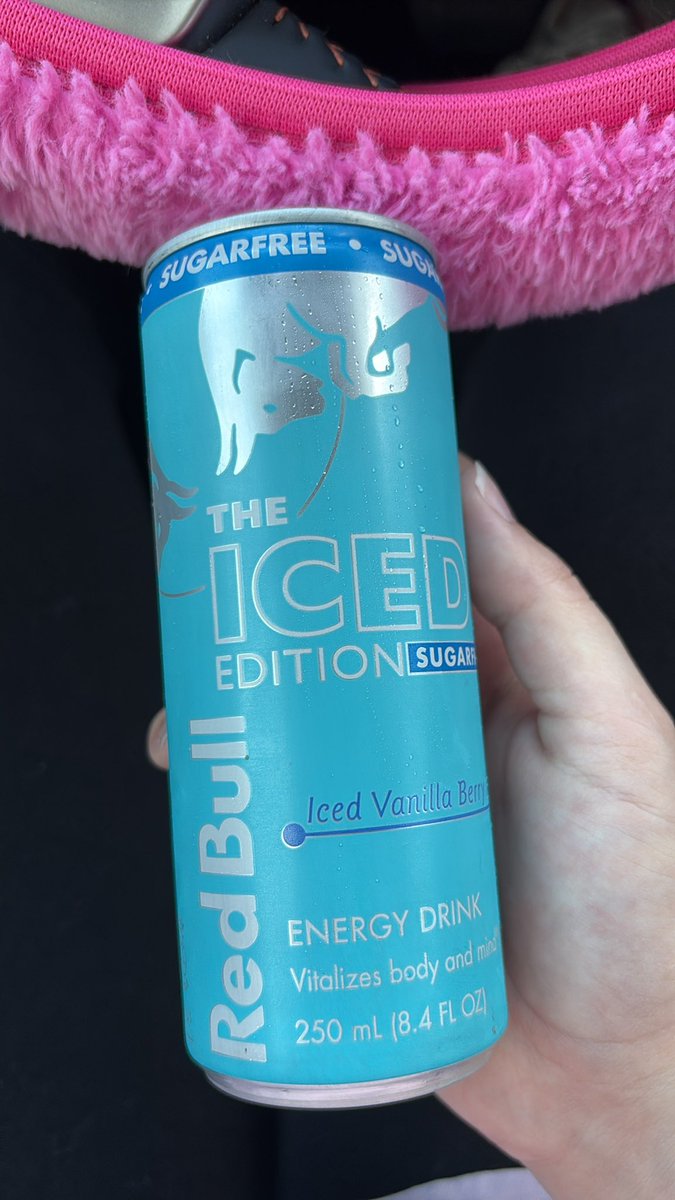 dakota ⋆˚࿔ tweet media