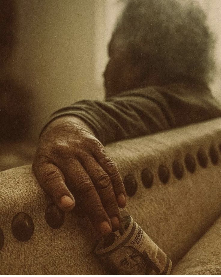 Nat_urmate tweet media